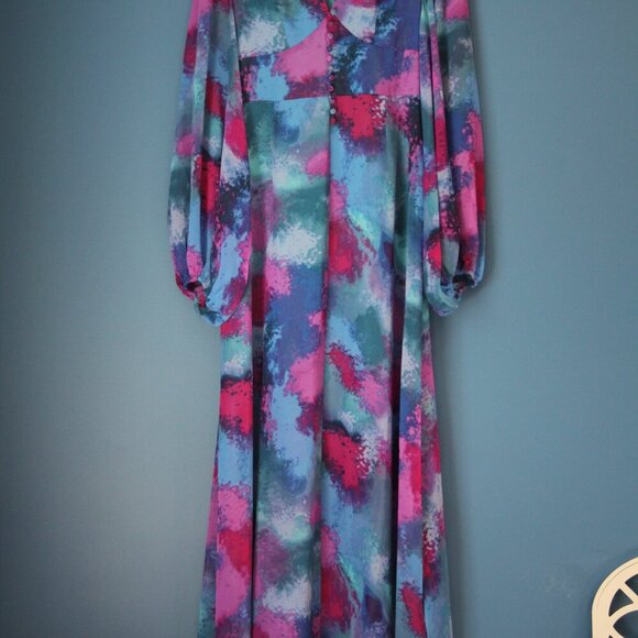 bar III Womens Size 2 Watercolor Flowy V Neck Long Sleeve Dress NWT - Picture 2 of 16